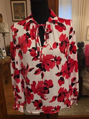 Liz Claiborne Red and Black Floral Tie-Neck Blouse